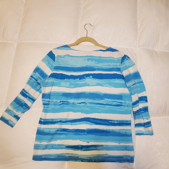 Ruby Rd. Favorites top - Picture 4 of 8